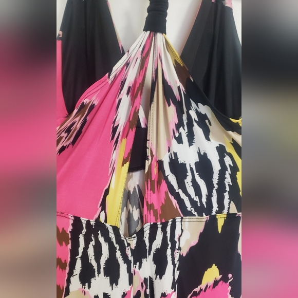 Dress - Picture 2 of 3